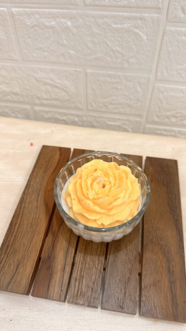 Flower Bowl Candle - Image 3